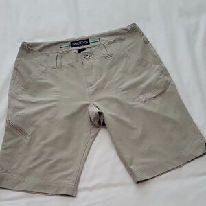 Womens MARMOT shorts Sz 4